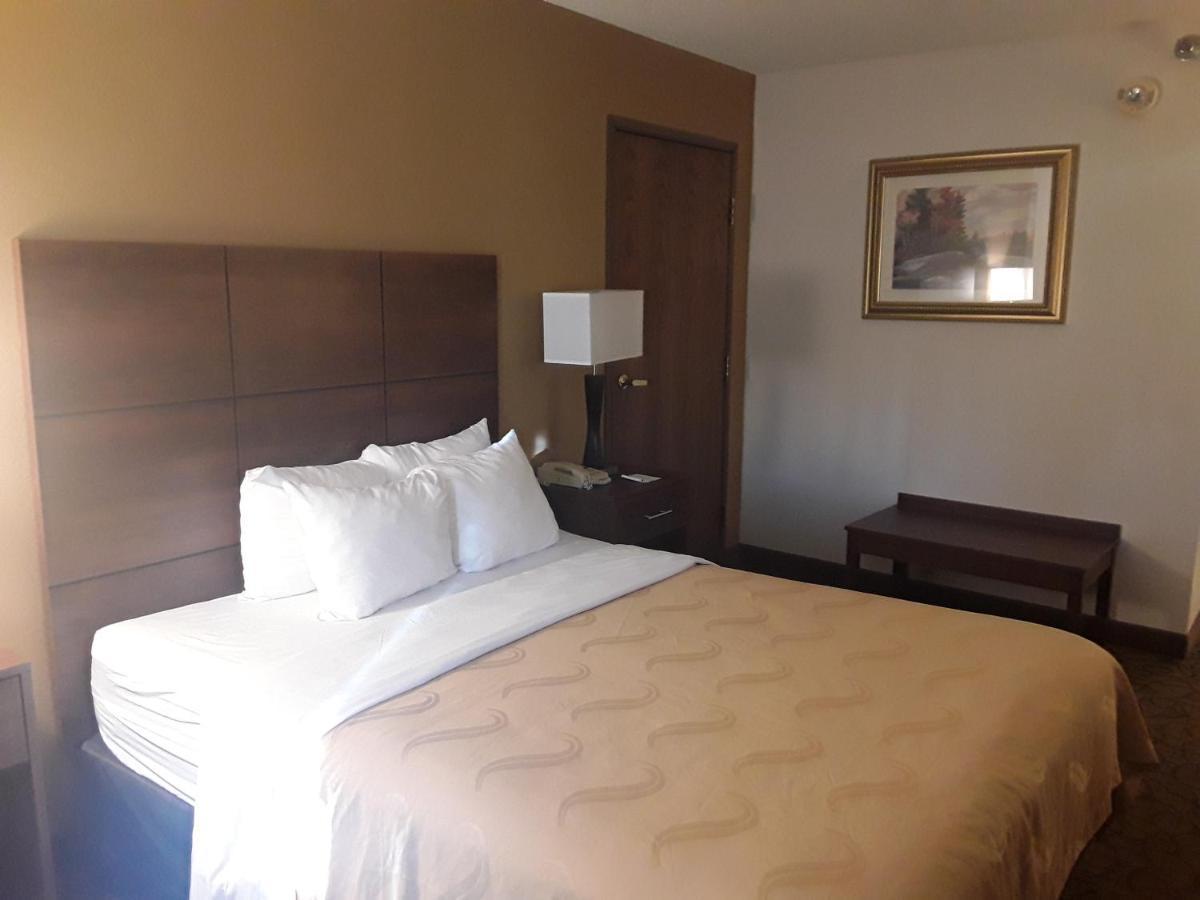 Quality Inn & Suites Manistique Εξωτερικό φωτογραφία